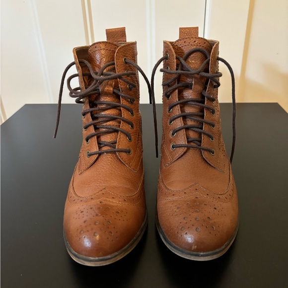 BP brand Wingtip Boots - Picture 2 of 6